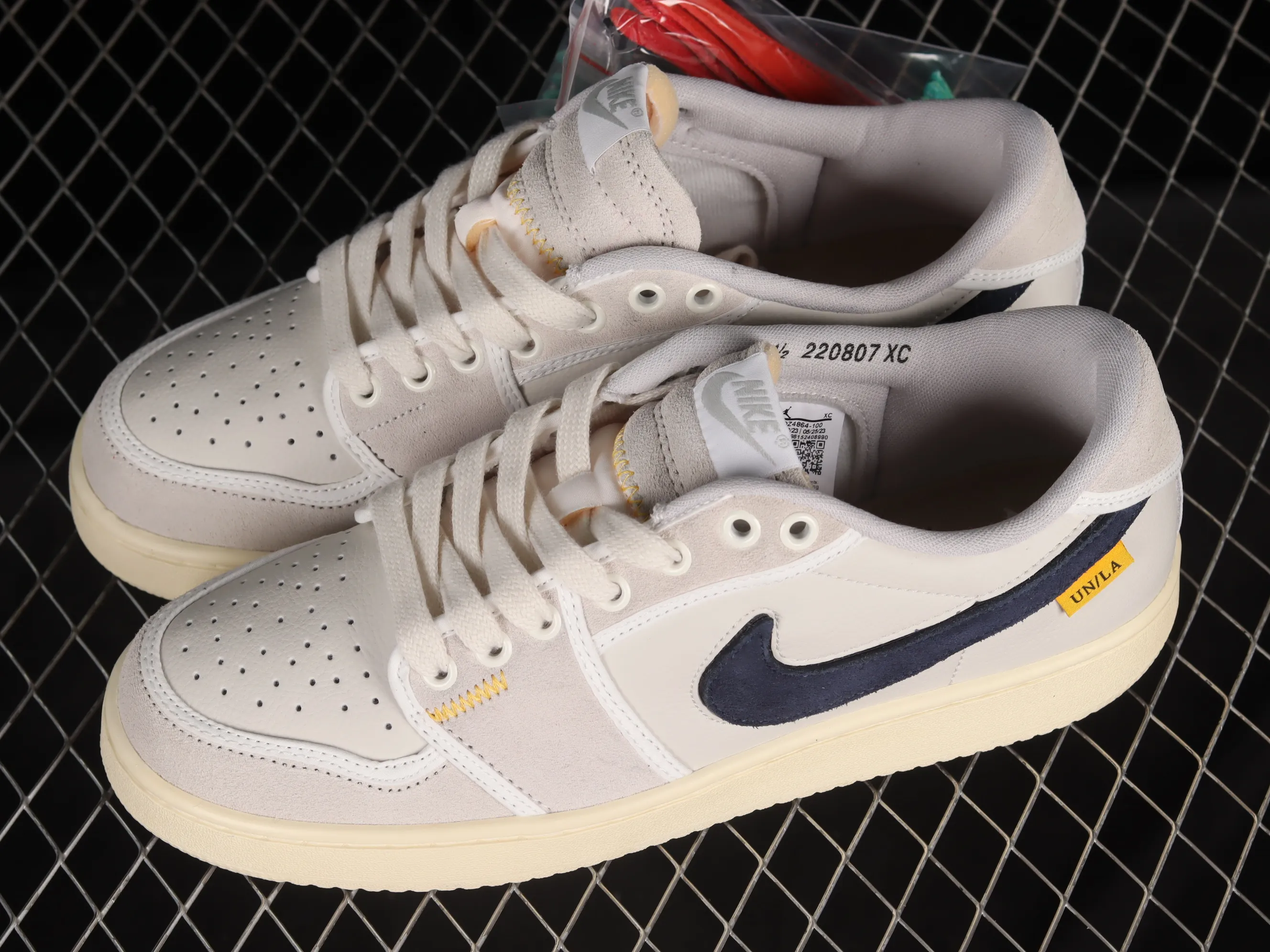 All categories Air Jordan Jordan series basketball shoes Air Jordan 1 Low Uion LA x Air Jordan AJ1 KO Low joint white gray low-top retro basketball shoes DZ4864-100